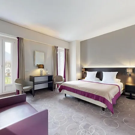 Hotel Grand Des Bains 4*