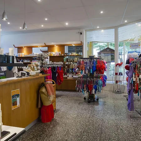 호텔 Grand Des Bains 4*