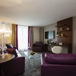 מלון Grand Des Bains 4*