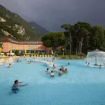 Grand Des Bains מלון