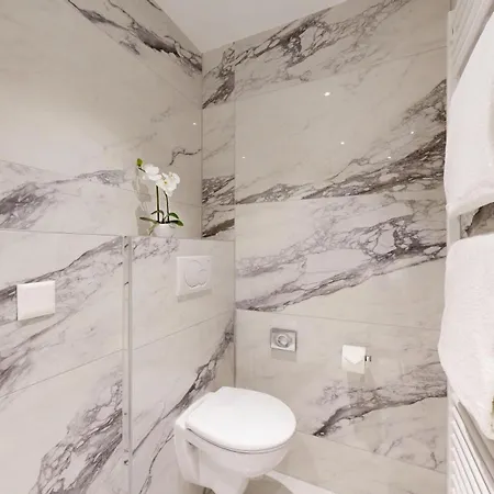 Hotel Grand Des Bains 4*