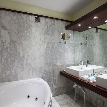 מלון Grand Des Bains