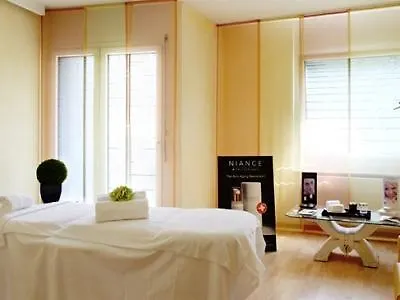 Grand Des Bains 4* לביי-לה-בן