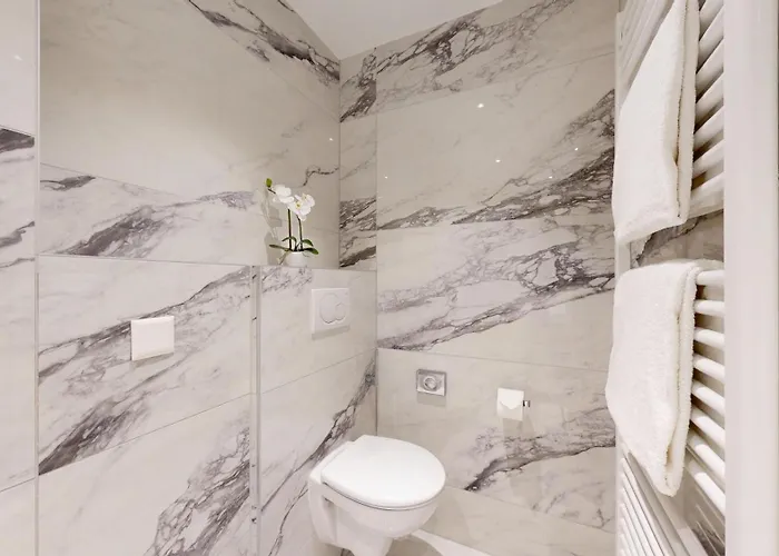 فندق Grand Des Bains 4*