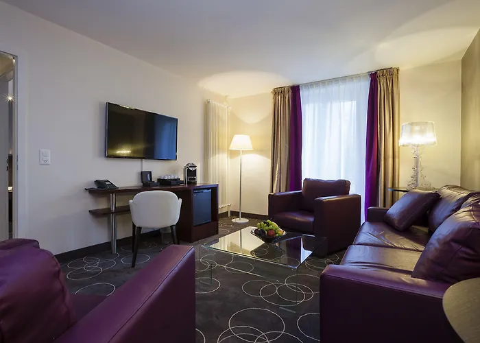 فندق Grand Des Bains 4*