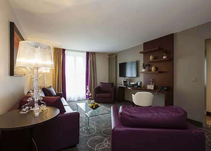 فندق Grand Des Bains 4*