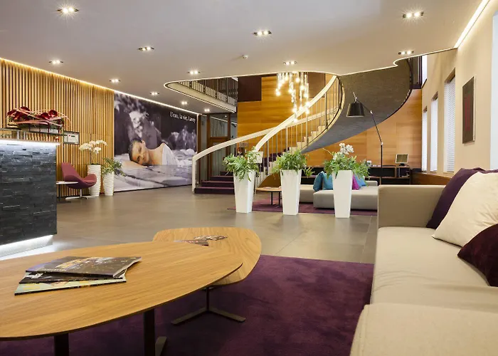 Grand Des Bains فندق 4*