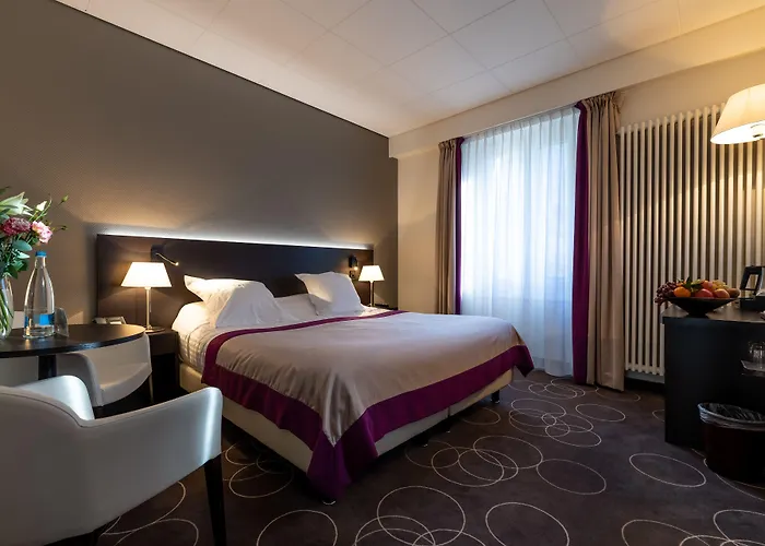 Grand Des Bains 4* لافي لو - بان